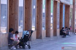 COVID tak kunjung reda, Beijing jatuhkan sanksi tegas dan penjara