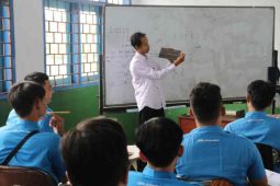 Disnaker Kota Cirebon gelar pelatihan keterampilan las dan multimedia