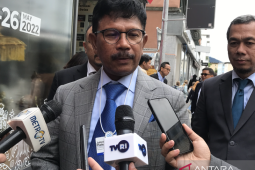 Menteri Johnny : investor sampaikan minat kembangkan 5G pada forum WEF