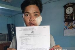 Seorang kurir dibegal hingga tersabet celurit depan Asrama Polisi