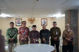 Gubernur Jambi minta pemuda peduli seni budaya dan wisata
