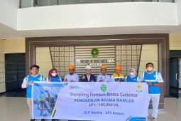 Dua instansi pemerintah di Buru beralih jadi pelanggan premium PLN