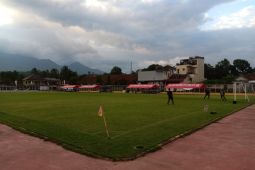 Desa Cisayong Tasikmalaya ubah bekas lahan sampah jadi lapangan bola internasional