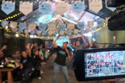 Sejumlah komunitas motor di Surabaya "nobar" MotoGP