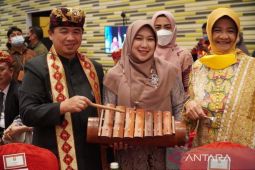 Wali Kota Banjarmasin bicara kemasan ramah lingkungan di APEKSI