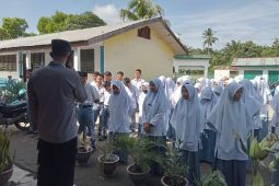 Satbinmas Polres Batubara berikan bimbingan dan penyuluhan di Madrasah Aliyah