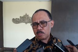 Bupati Halbar minta program gotong royong perlu diperkuat