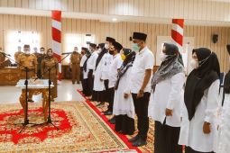 12 pejabat fungsional Merangin dilantik melalui penyetaraan jabatan