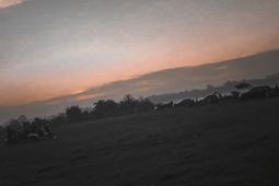 Ayo kunjungi  suasana Penyengat Rendah di sore hari.