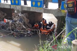 Pemkab Bekasi ancam pidana pelaku pencemaran air sungai
