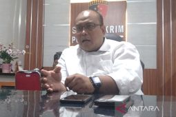 Polres Garut buru ibu muda penggelap uang modus arisan