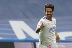 Terancam kehilangan Mkhitaryan, AS Roma coba datangkan Isco