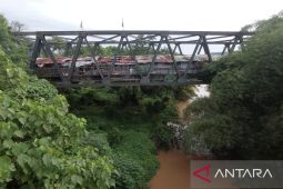 Pemkab Bekasi kaji pembukaan akses jembatan antar-industri guna atasi kemacetan