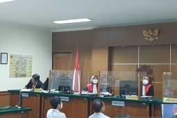 Dipersidangan, terdakwa Istiko sebut PT SKK inisiasi pemberian uang