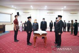 Walikota Pangkalpinang lantik 16 pimpinan tinggi OPD