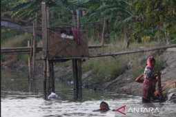 Wabup Karawang ajak masyarakat tinggalkan kebiasaan buang air sembarangan