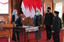Wali Kota Mojokerto lantik pejabat administrator dan pengawas