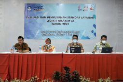 Evaluasi standar pelayanan wujudkan pelayanan prima LLDIKTI XI