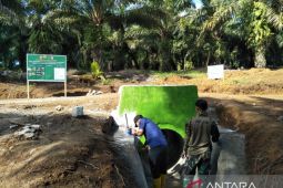Satgas TMMD ke-113 percepat pembuatan gorong-gorong di Mukomuko
