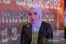 Olla Ramlan akui pacaran dengan duda brondong usia 30-an