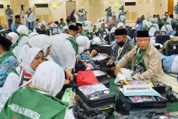 Jamaah calon haji asal Tangerang ucap bahagia bisa ke Tanah Suci