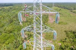 Pembangunan infrastruktur kelistrikan PLN sesuai aturan yang berlaku