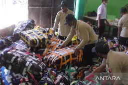 PPIH Embarkasi Surabaya sita sejumlah barang bawaan jamaah