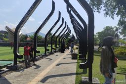 Taman Alun-alun Cianjur kembali dibuka untuk umum dan tak harus pakai masker
