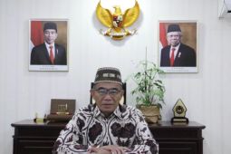 Minister urged private universities make a real contribution to HR development