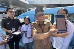 Angkot di Kota Padang terapkan pembayaran non-tunai QRIS