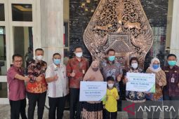 Presiden Jokowi minta pekerja rentan dilindungi dari ketidakpastian global