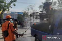 BPBD Pamekasan gencarkan penyemprotan disinfektan untuk cegah PMK