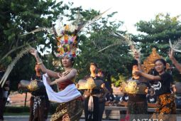 ISI Denpasar tampilkan "Gambyuh Agung" di Pawai PKB 2022
