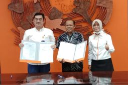 Pos Indonesia permudah akses kiriman buku ke pelosok negeri