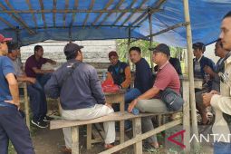 Warga Entabuk Sekadau sudah lama nantikan penerangan listrik PLN