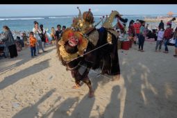 Barong Ngelawang di Sanur