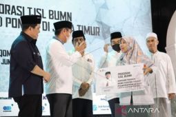 Menteri Erick Thohir serahkan bantuan vokasi pondok pesantren