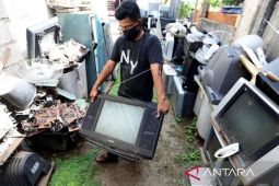 Sejarah pertelevisian di Indonesia dari analog hingga digital