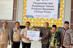 YBM PLN salurkan beasiswa kepada dhuafa yang berprestasi di IAIN SAS Babel