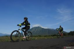 Selama libur, imbangi pola makan tinggi lemak dengan olahraga ringan