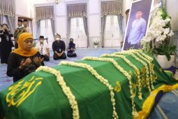 Eril dimakamkan di kawasan Bandung Selatan