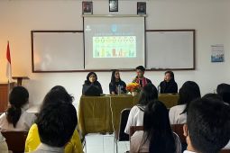 Duta ADUPI sebar budaya daur ulang plastik di lingkungan sekolah