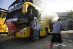 Kloter satu calon haji Aceh masuk asrama,  berangkat dini hari