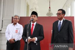 Usai dilantik Presiden, Menteri ATR Hadi Tjahjanto langsung ikut ratas