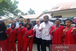Mualem lantik pengurus KONI Aceh Tamiang, ini pesannya