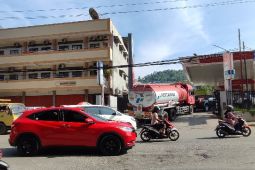 Pertamina klaim lancarnya ruas jalan TransPapua picu antrian solar