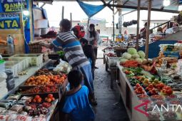 Harga bahan pokok di Teluk Wondama merangkak naik