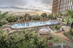 Apartemen SQ Res Simatupang rampungkan atap gedung