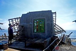 Rumah Rusak Akibat Rob di Situbondo