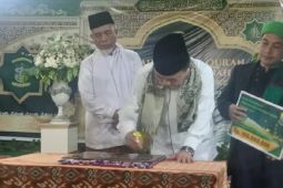 Gubernur Jambi resmikan mesjid dan SD Islam Terpadu di Merangin